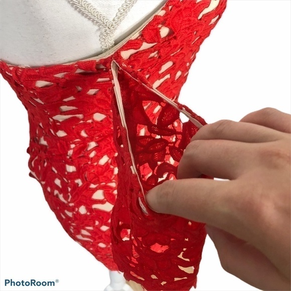 JOA Off the Shoulder Red Lace Mini Dress NWT XS - Picture 4 of 9